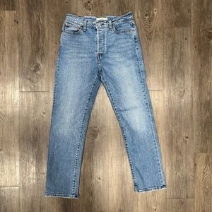 Levi’s Wedgie Straight Jeans Size 28